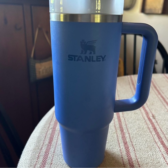 Stanley Classic Purple Insulated Mug - Picture 1 of 2